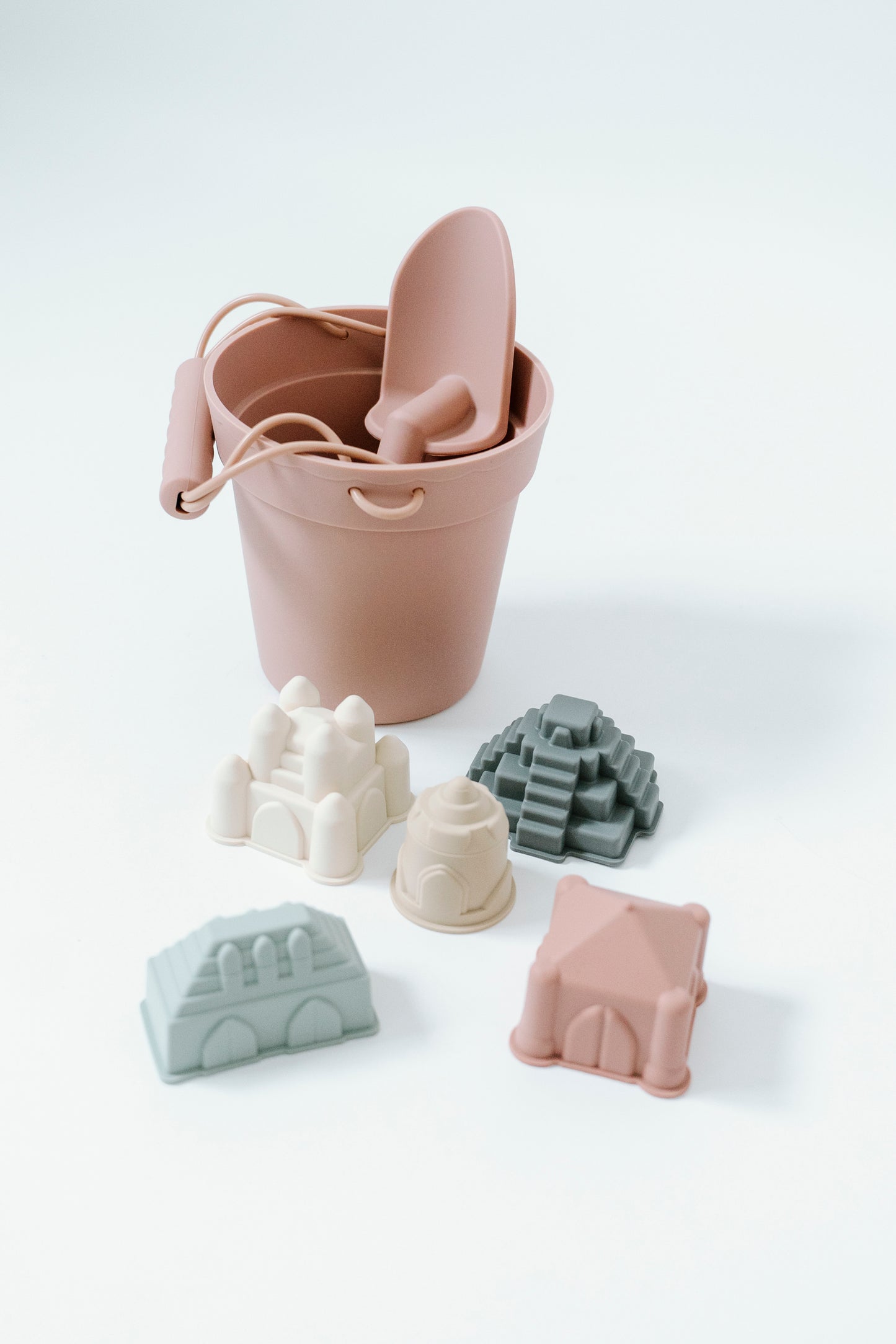 Preorder- Blush Beach Bucket with Castle Toys